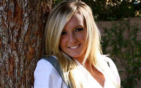 Jessica Nigri (x-post from /r/JessicaNigri) : r/PrettyGirls