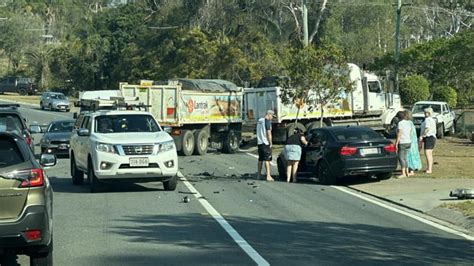 Driver Trapped And Road Closed After Multi Vehicle Crash Ormeau Gold