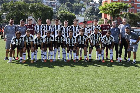 Santos enfrenta a Seleção de Ourinhos na estreia da Copa Vosso Canal