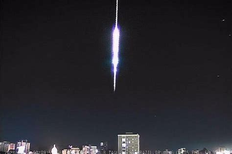 Meteoro Fireball De Elevada Magnitude Ilumina Os C Us Do Rio Grande