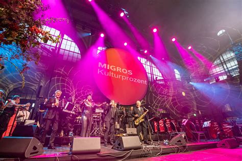 Sommernachtsball im HB Zürich smARTec