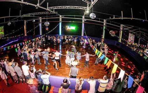 Pista De Patinação Roller Jam Recebe Arraial De Patins