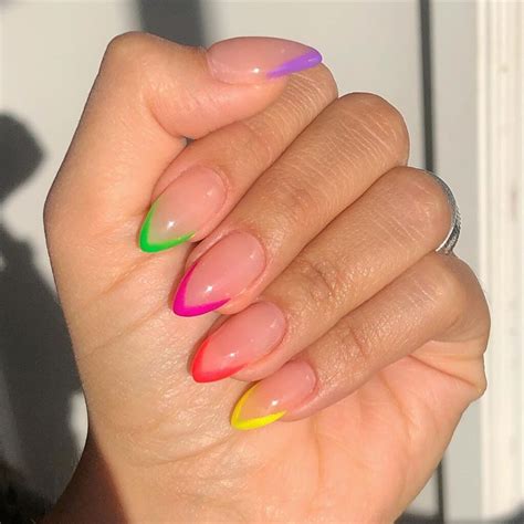 Unhas Neon Fotos E Tutoriais Dessa Nail Art Estilosa Tend Ncia