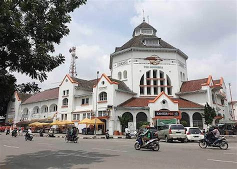 oleh oleh khas medan  lezat  kamu bawa pulang