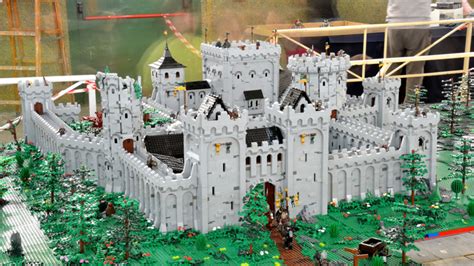 Winterfell from A Game of Thrones in Lego,