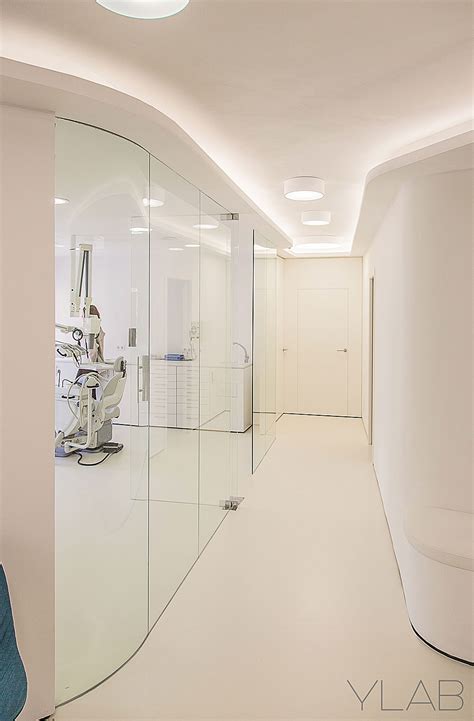 Reforma De Una Cl Nica Dental Por Ylab Arquitectos