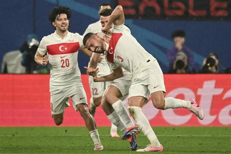 Austria Turquía a qué hora es y dónde ver hoy en TV el partido