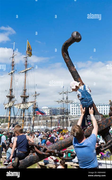 France Finistere Brest Fetes Maritimes Internationales De Brest 2016