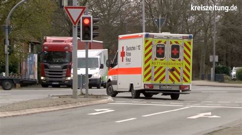 Schwerer Unfall In Erichshof Frau St Rzt Mit Rad Und Wird Von Lkw