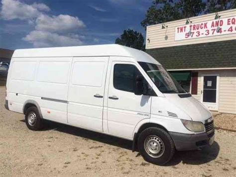 Freightliner Sprinter 2500 SHC (2005) : Van / Box Trucks