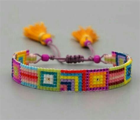 Pin By Linda Langarica On Pulsera De Hilo Y Con Cuentas Bead