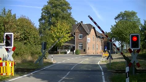 Spoorwegovergang L Dinghausen D Railroad Crossing Bahn Bergang