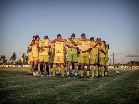 Cavalo De A O Joga Contra Botafogo Pb Na Fase Da Pre Copa Do