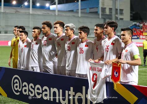 Vietnam Team Is Not Subjective Against Singapore In The Second Leg Match