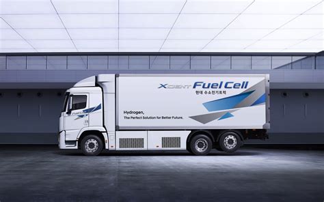 Hyundai S Nieuwe Waterstoftruck XCIENT Fuel Cell Van Der Linden Groep