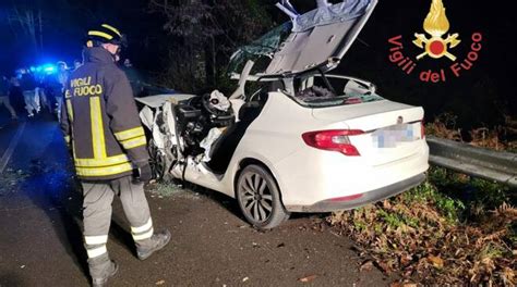 Incidente Stradale San Pietro Apostolo 4 Feriti CalabriaInforma