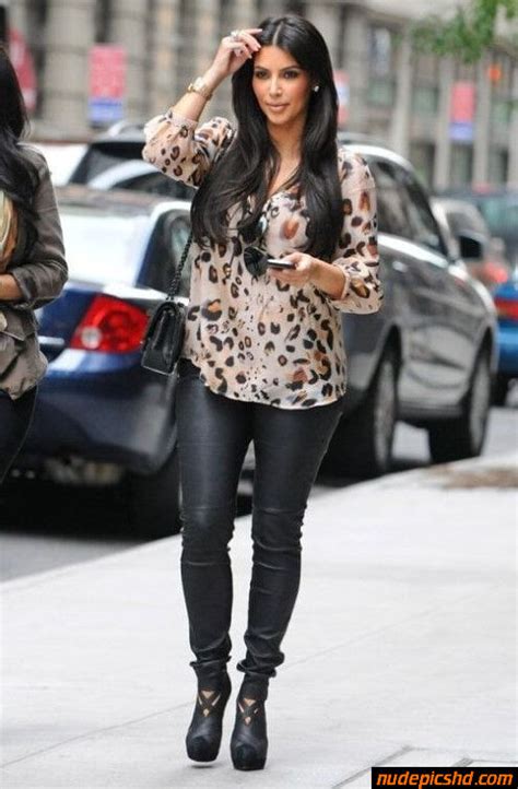 Kim Kardashian Nude Porn Photos NudePicsHD