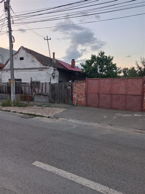 Chirie Casa Mica Cu Curte In Velenta Strada Clujului Oradea OLX Ro