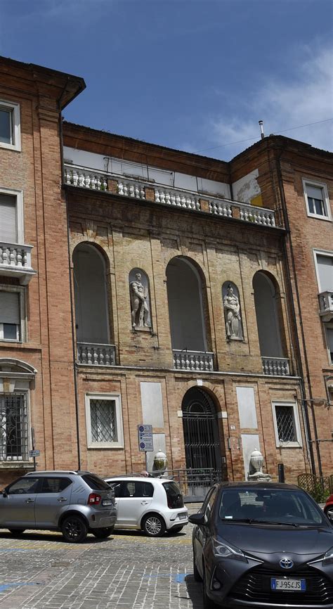 Accademia Di Belle Arti Aule Ampie Per Le Lezioni Nellex Casa Del Fascio