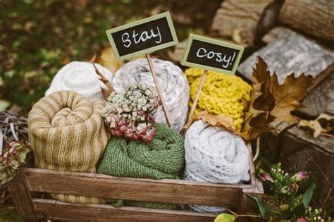 5 Awesome Fall Wedding Themes You Cannot Miss Mrs To Be Wedding