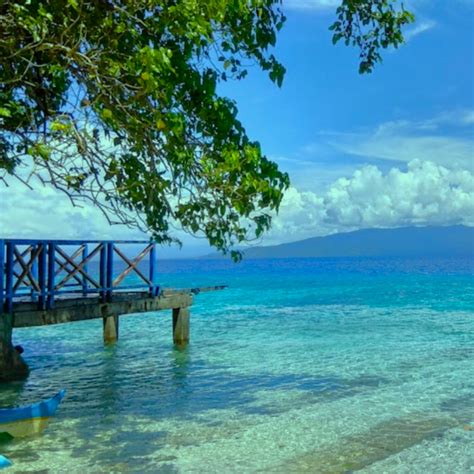 Pantai Liang, Rekomendasi Tempat Wisata Alam di Ambon - Berita Warganet