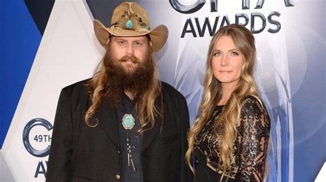 Chris Stapleton House: Photos Inside His Tennessee Estate!