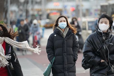 今日大雪节气，早晚气温低，出行注意防寒保暖气温大雪气象台新浪新闻