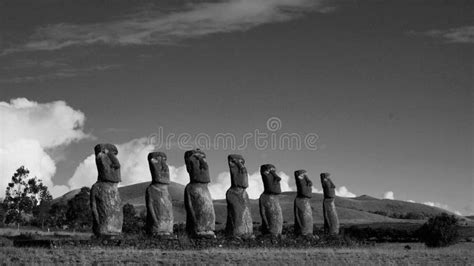 Statua Ancestrale Di Moai Sull Isola Di Pasqua Rapa Nui Cile Del