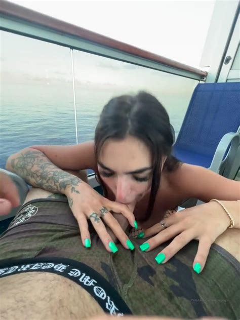 Emily Rinaudo Sex On Cruise Ship Onlyfans Video Leaked Thotslife