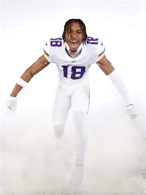 Minnesota Vikings Whiteout Uniform — UNISWAG