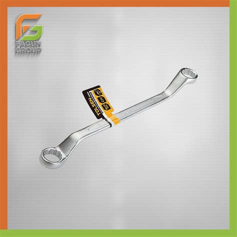 double ring spanner group