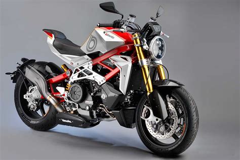 Sal O De Mil O Bimota Lan A Uma Caf Racer E Uma Hiper Naked