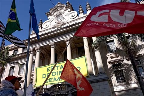 Começa Na Usp Leitura De Carta Em Defesa Da Democracia E Do Sistema