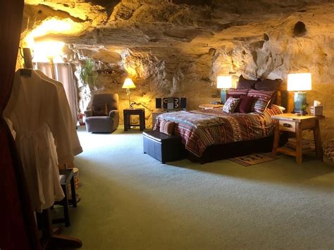 Spectacular Cave Hotels Around The World For A Unique Experience