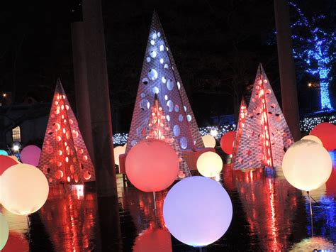 Garden Glow Holiday Lights at Missouri Botanical Garden