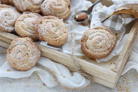 Biscotti Con Mandorle Tritate A Forma Di Girella Ricetta Facilissima