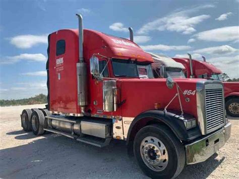 Freightliner Classic Xl 2007 Sleeper Semi Trucks