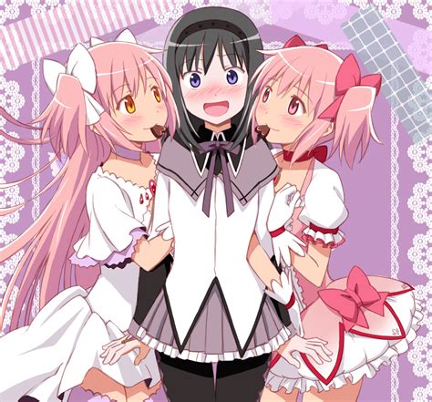 Akemi Homura Kaname Madoka And Ultimate Madoka Mahou Shoujo Madoka Magica Drawn By Ayukko