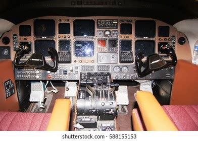 3 Beechcraft Starship Royalty-Free Images, Stock Photos & Pictures ...