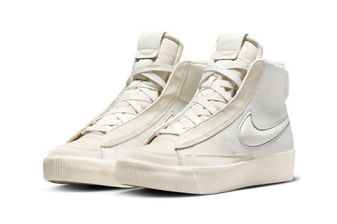 Nike Blazer Mid Victory Summit White White Phantom Light Cream First