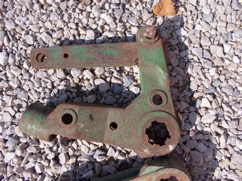 JD John Deere Tractor 3pt Hitch Top Rockshaft Rock Shaft Lift Ears Arms