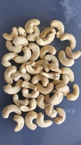 Raw White W400 Cashew Nut Packaging Size 1 Kg At Rs 690 Kg In Jaipur