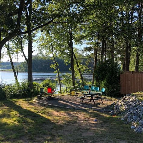 These Lakeside Campgrounds In New Hampshire Make The Outdoors Way More Fun