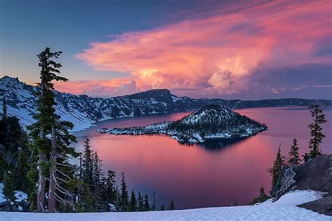 Sunset Over Crater Lake National Park Oregon Usa