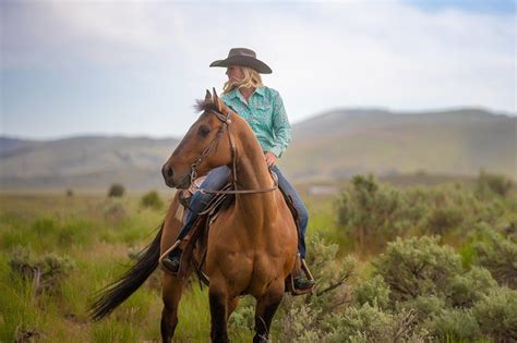 10 Science-Backed Benefits of Magnesium for Horses | Mad Barn