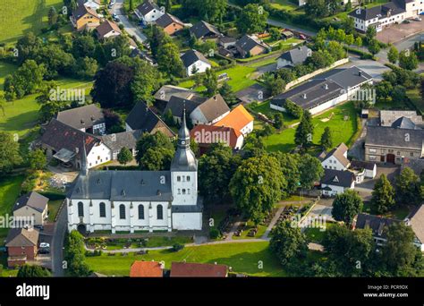 Kirche ruthen Fotos und Bildmaterial in hoher Auflösung Alamy