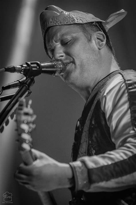 Modest Mouse – 105.7 The Point