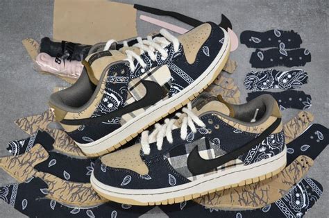 Travis Scott X Nike SB Dunk Low Women Shoes Sneakers Bandana Men Casual