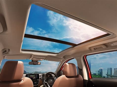 Ever Wondered What Is The Real Purpose Of Sunroof In Cars, Here's The Answer