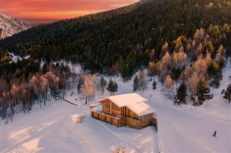 Andorra Ski Holidays, Luxury Andorra Ski Chalets & Resorts | Leo Trippi
